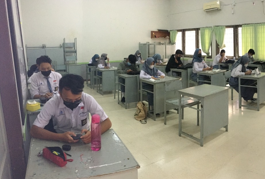 Penilaian Akhir Semester Ganjil Tahun Pelajaran 2021/2022 SMA Yayasan Pupuk Kaltim Penilaian Akhir Semester Ganjil Tahun Pelajaran 2021/2022 SMA Yayasan Pupuk Kaltim